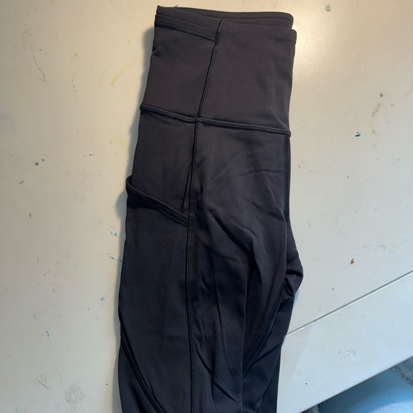Lululemon leggings - Picture 1 of 2